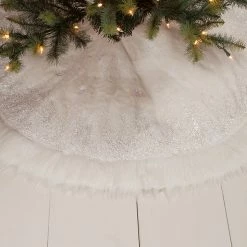 Bethany Lowe Winter Snowflake Tree Skirt, Faux Fur New!
